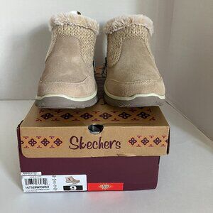 Skechers Women's Easy Going Warm Hearted Tan Ankle Boots Size 9 Wide Fit.  READ